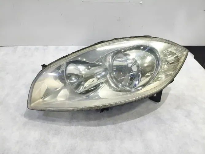 Farol esquerdo Fiat Linea original