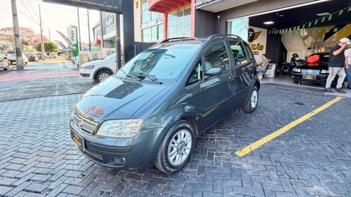 Fiat Idea ELX 1.4 MPI Fire Flex 8V 5P 2010