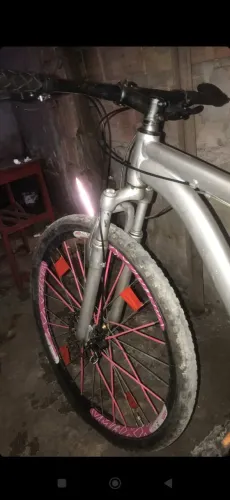 Vendo por 650 Reais, faço entrega!