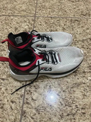 Tenis fila