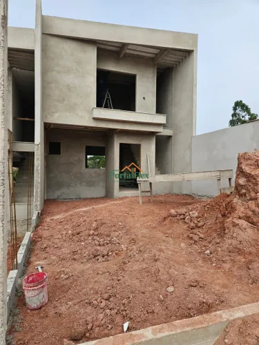 Casa à venda em São Francisco - Serra/ES