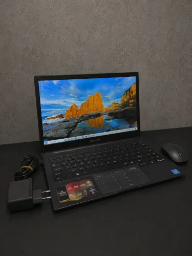 Notebook Positivo Motion Plus + Carregador + Mouse