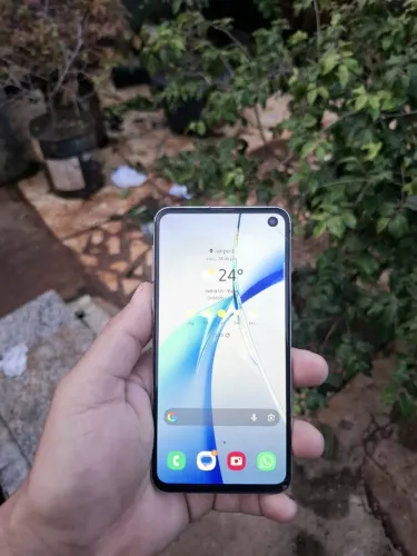 Samsung s10e
