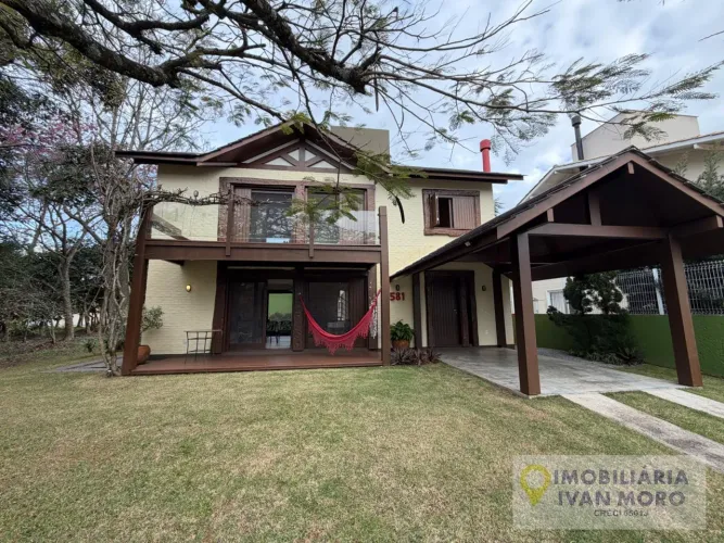 Casa à venda na palmeiras em Daniela - Florianópolis