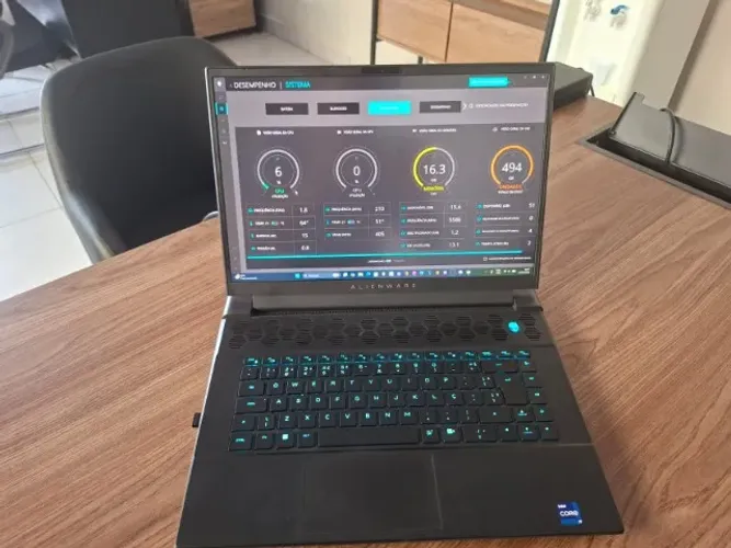 ALIENWARE M16 R1