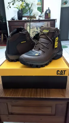 Bota Caterpillar Masculina Marrom N44