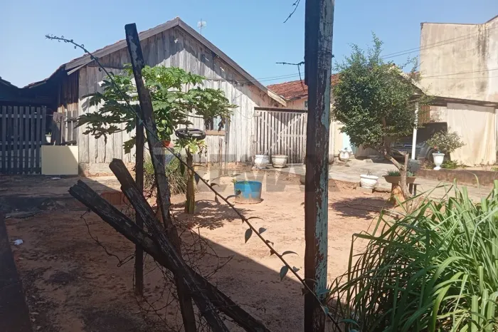 TERRENO À VENDA NO CENTRO DE LINS AVENIDA DUQUE DE CAXIAS