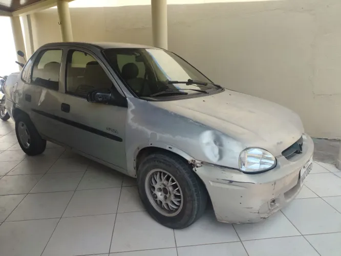 Chevrolet Corsa SED Class.spirit 1.0/1.0 Flexpower (álcool) 2005