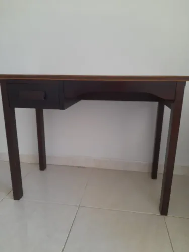 Escrivaninha madeira maçiça