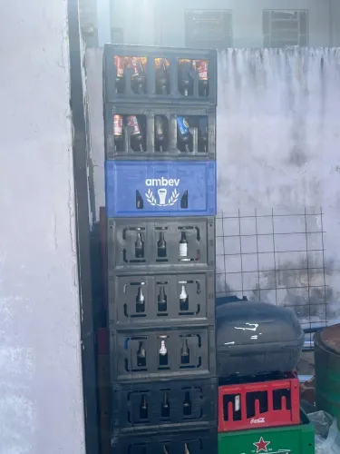 Caixas de cerveja retornáveis - R$ 65,00 cada