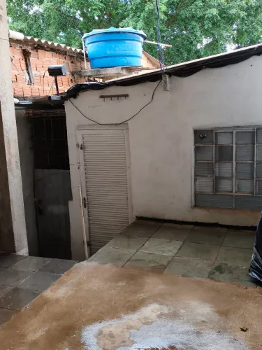 Vende se casa no Jd Florence 1, contato apenas mensagem ZAP: *