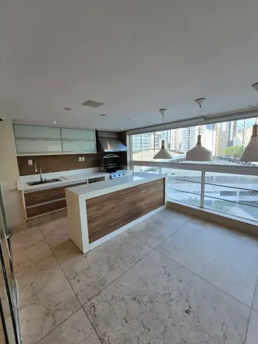 Oportunidade na Barra, 181m², 4 Suítes, Nascente Total, Área de Lazer Completa, 4 Vagas