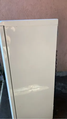 Vendo geladeira semi nova