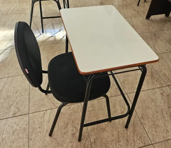 Carteira Escolar Adulto e Cadeira