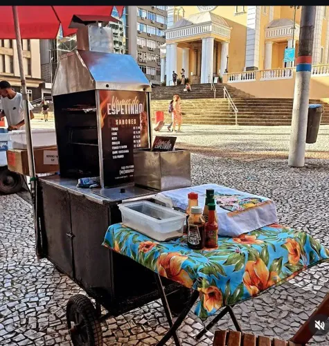 Baixou pra levar até amanhã! Sul da Ilha - Carrinho de Espetinhos Churrasco Barbada!!!