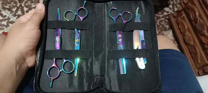 Vende-se tesouras profissional de barbearia