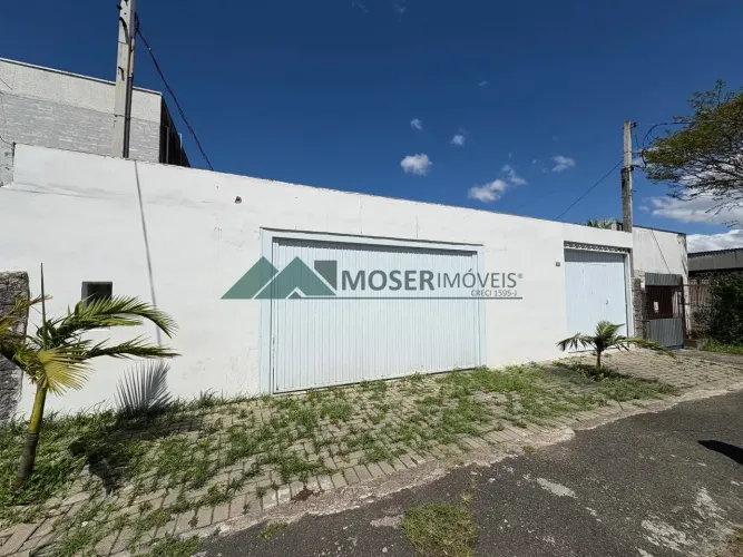 Casa Comercial para alugar, 540.00 m2 por R$ 6600.00 - Hauer - Curitiba/PR
