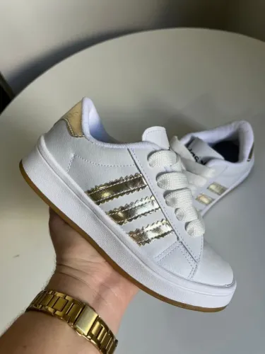 Promoção Tênis Adidas infantil