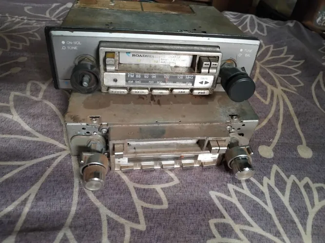 2 rádio toca fitas antigo roadstar leia o anuncio todo