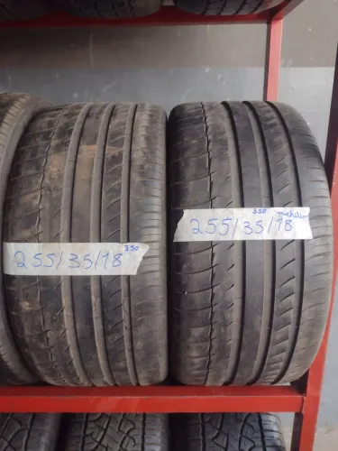 Pneus 255/35/18 Michelin 
