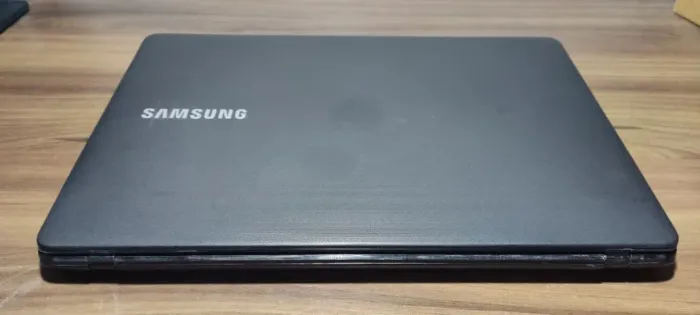Notebook Samsung - i5 / 12GB RAM / SSD + HD / Full HD