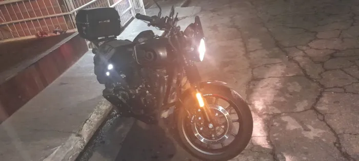 6.000 mil Royal enfield 350cc 2026