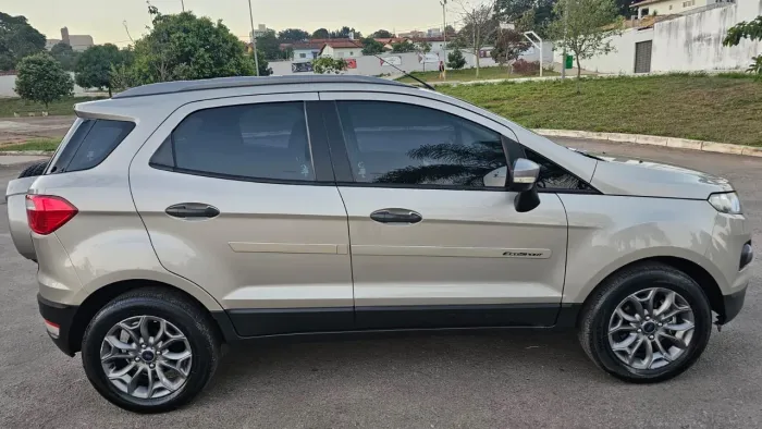 Ford Ecosport Freestyle 1.6 16V Flex 5P 2015