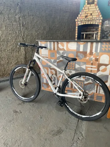 Bicicleta Alfameq Aro 26 ? R$ 1.000