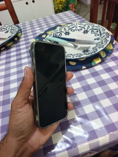 iPhone 14 bateria 90%