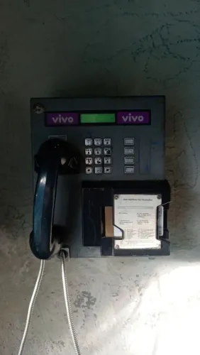 Orelhão público antigo de cartão