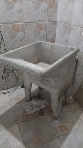 Doação Tanquinho de roupa ...de concreto