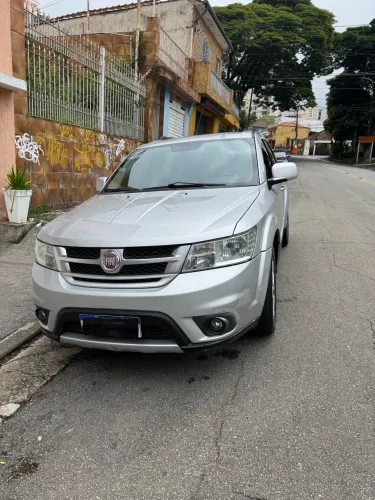 Fiat Freemont 2.4 16V 5P Aut. 2012