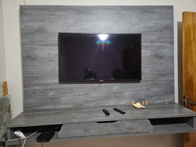 Painel conservado e resistente