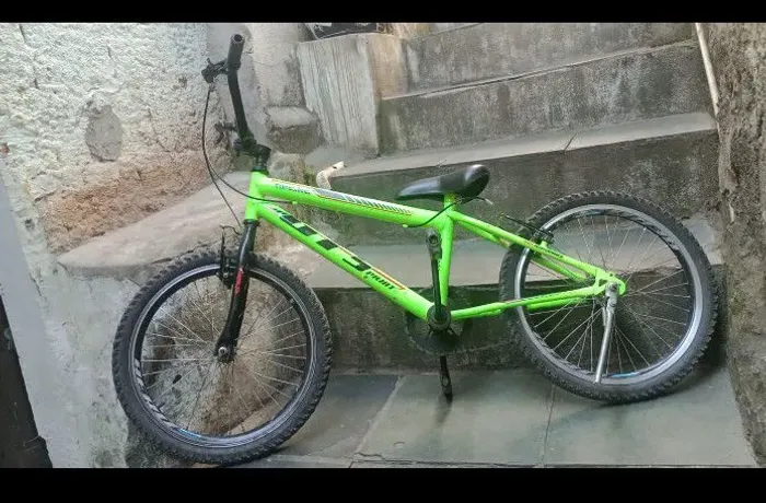 Vende-se bicicleta