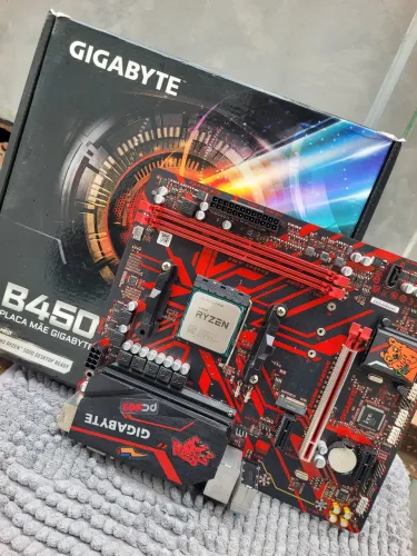 Kit Upgrade AMD: Processador Ryzen 5 4500 + Placa-Mãe Gigabyte B450M Gaming (AM4)