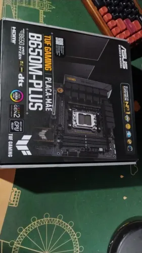 Placa mãe TUF B650M PLUS AM5 DDR5