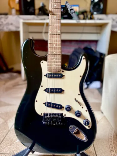Guitarra Memphis Tagima