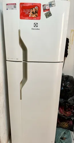 Vendo geladeira Electrolux duplex