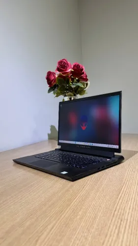 Notebook Dell Alienware i7 RTX 2080 16Gb 2,1Tb SSD FHD Retroiluminado RGB(Garantia)