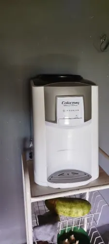 Bebedouro Colormaq Premium c/ Compressor Branco 220V