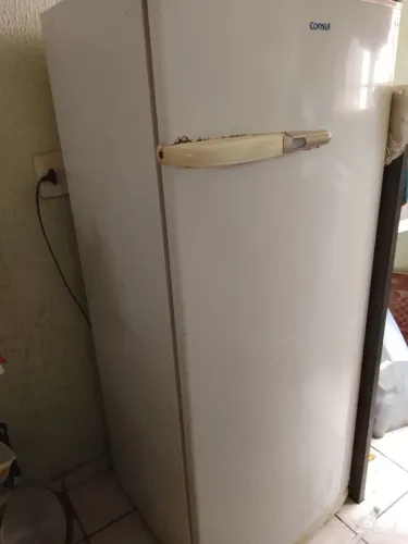 Móveis , geladeira , sofá , cama solteiro 