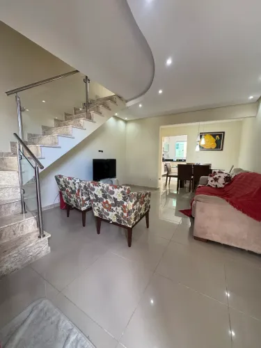 Alugo Casa Cond Praia de Jaua Bairro novo