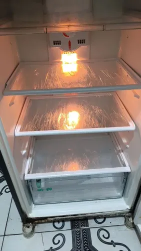 Peças e motor de geladeira 