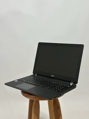Notebook Acer Aspire ES1 - 572