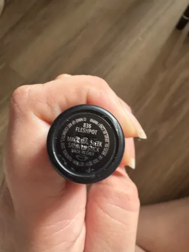 MAC Batom Fleshpot