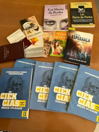 Doa-se livros 