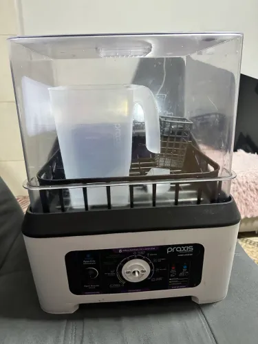 Vendo máquina de lava-louça Praxis , não está funcionando.