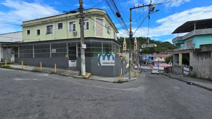 Vendo loja com 91.60m2 próxima Igreja Matris de SG.