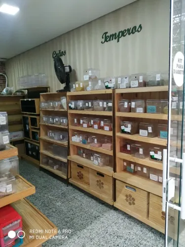 Loja completa Produtos Naturais/ Móveis Madeira Expositor Loja Produtos Naturais