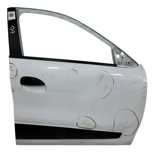 Porta Kwid 2019/21 Avariada Dianteira Direita Branca